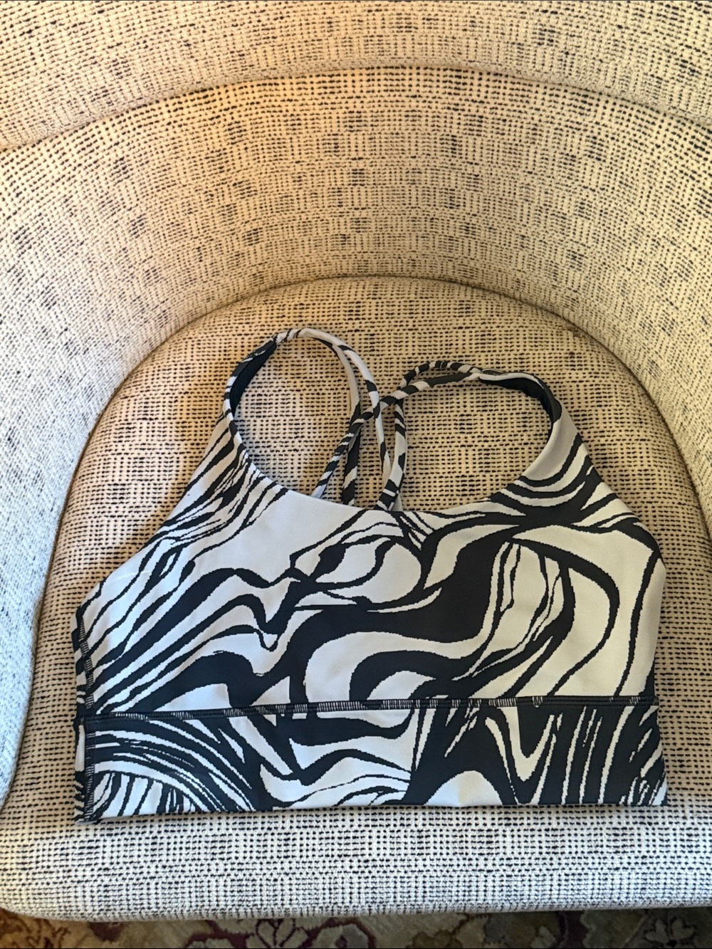 Black & White Patterned Women's Sports Bra Top